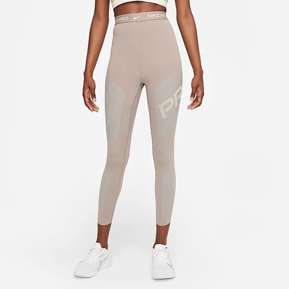 Nike Dri fit leggings - M